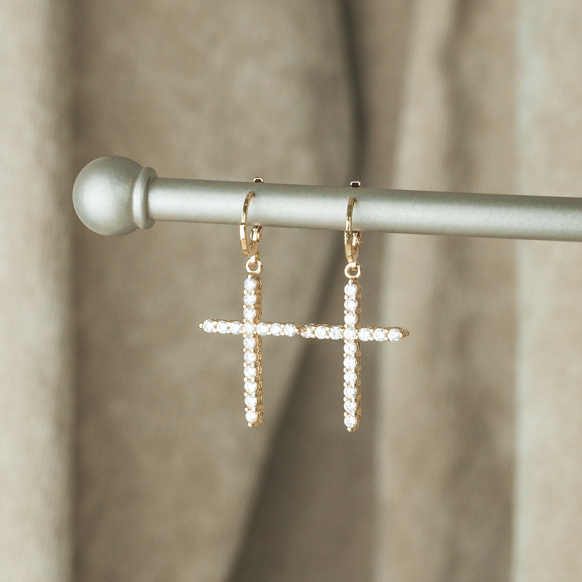 Big Cross Earrings Gold