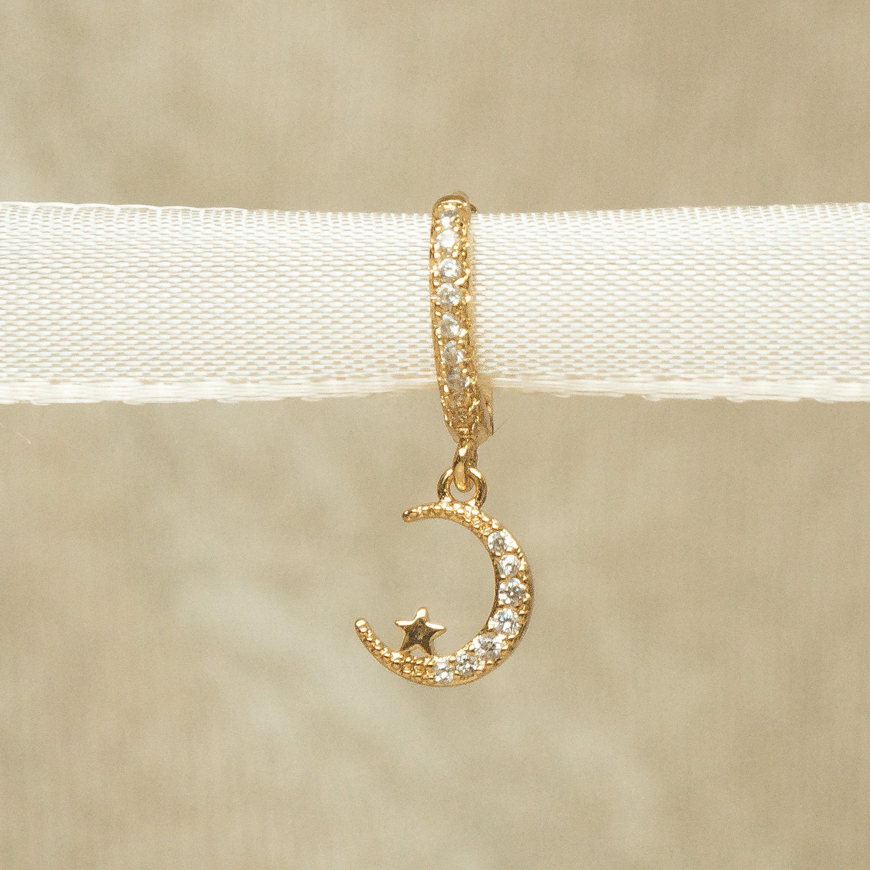 Sparkly Moon Earring Gold 