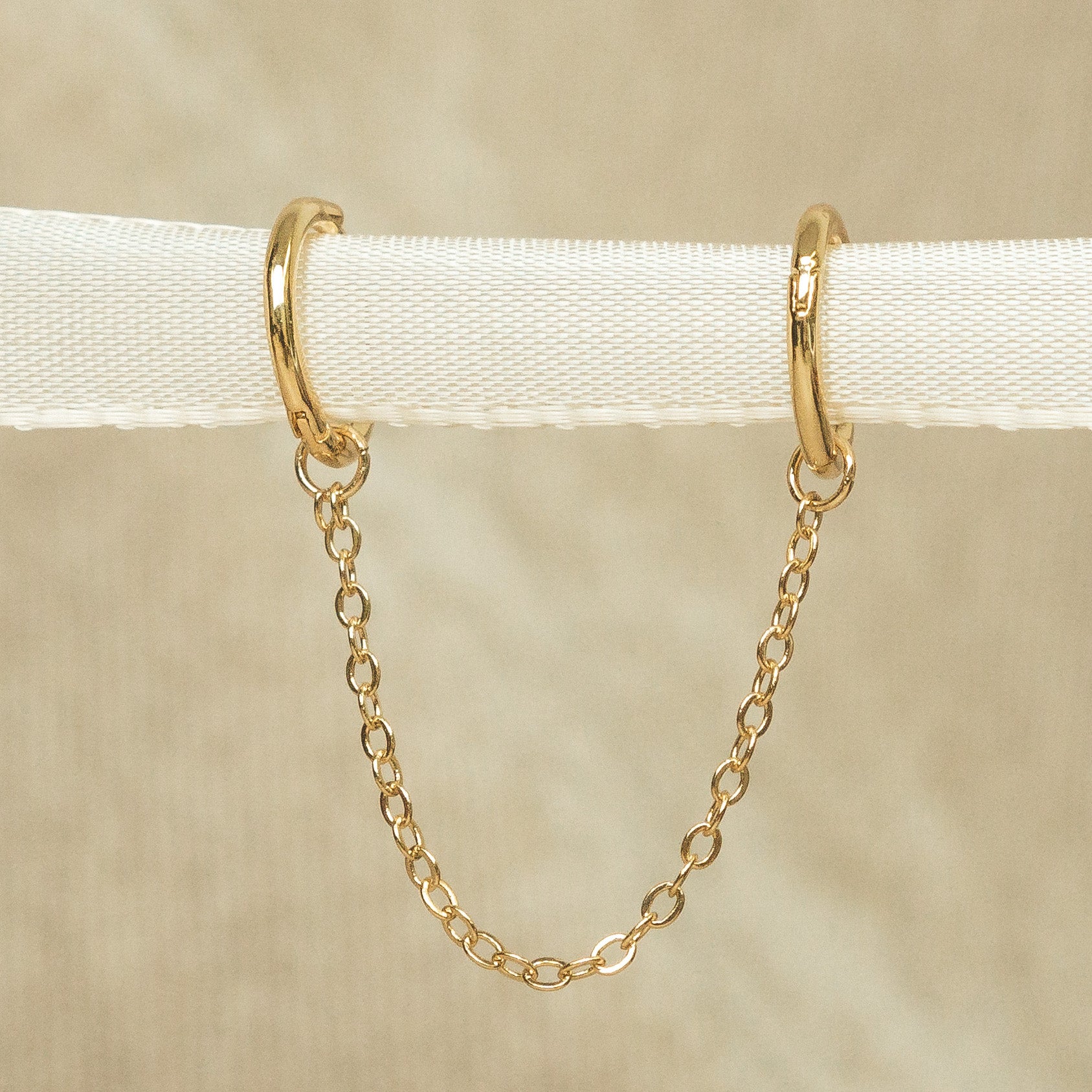 Connected Loops Earring Gold 