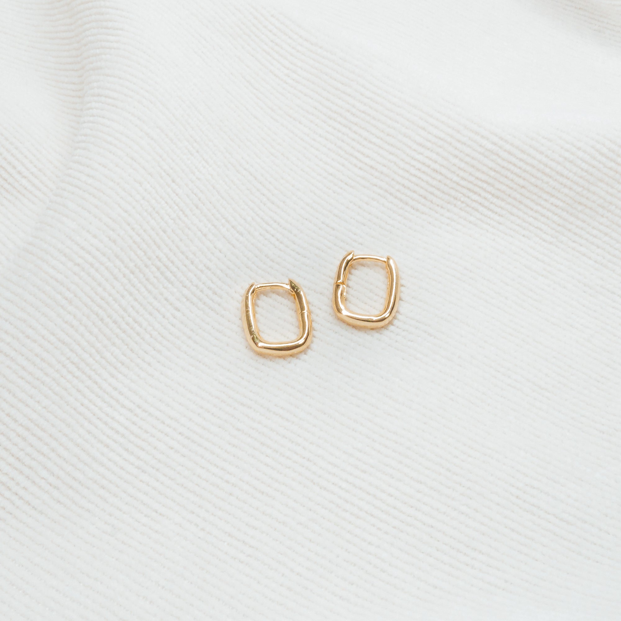 Basic Earring Gold