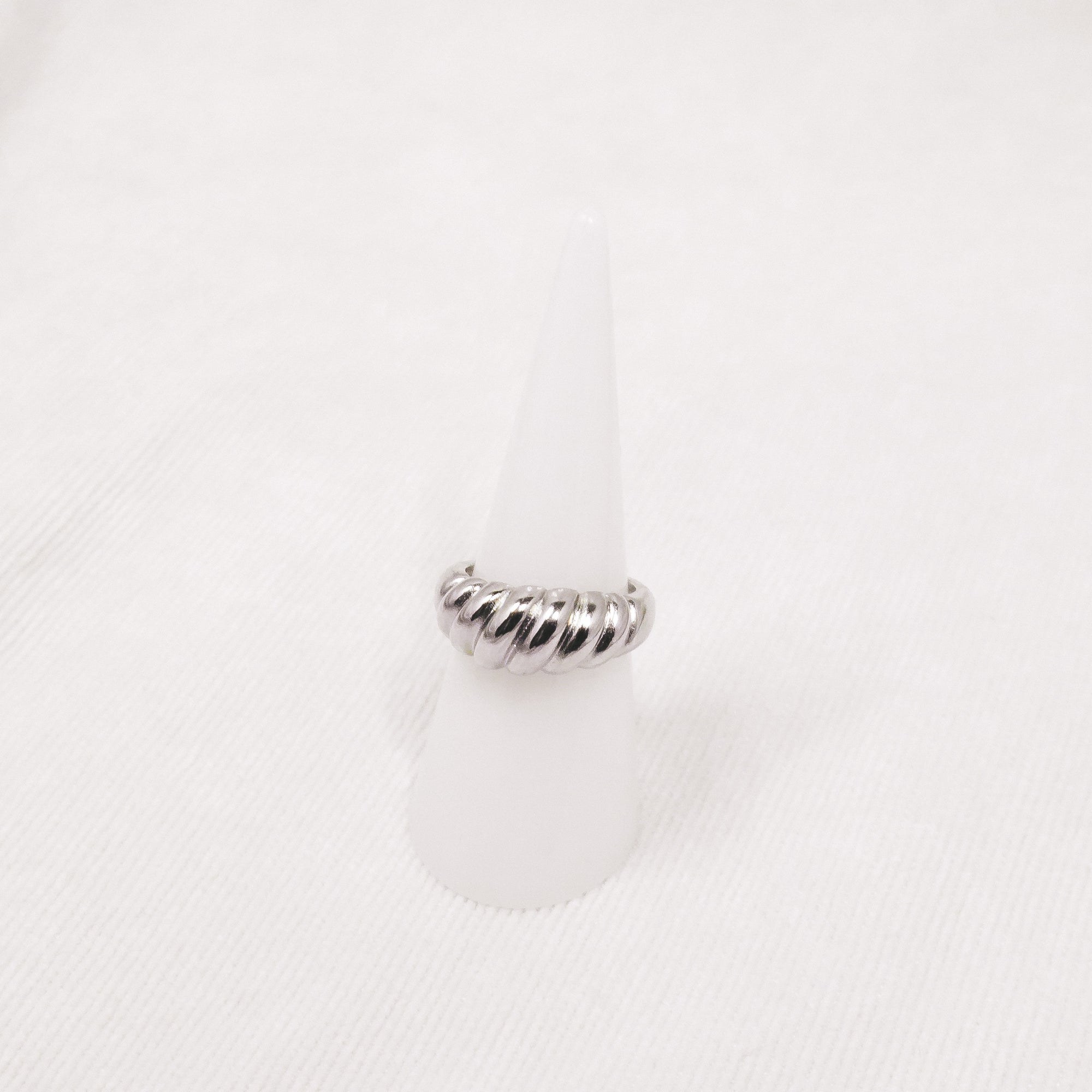 Croissant Ring Silber