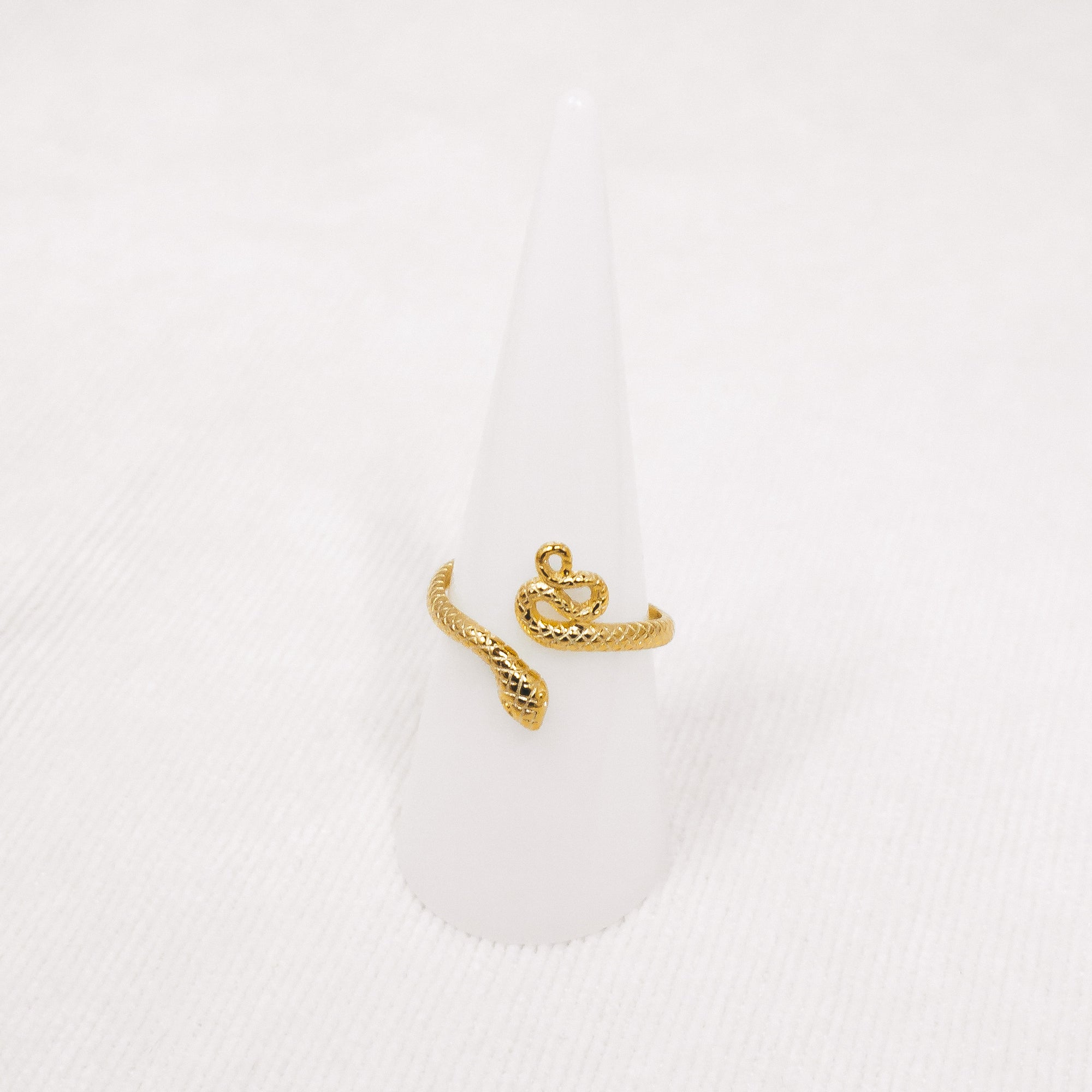 Snake Ring Gold