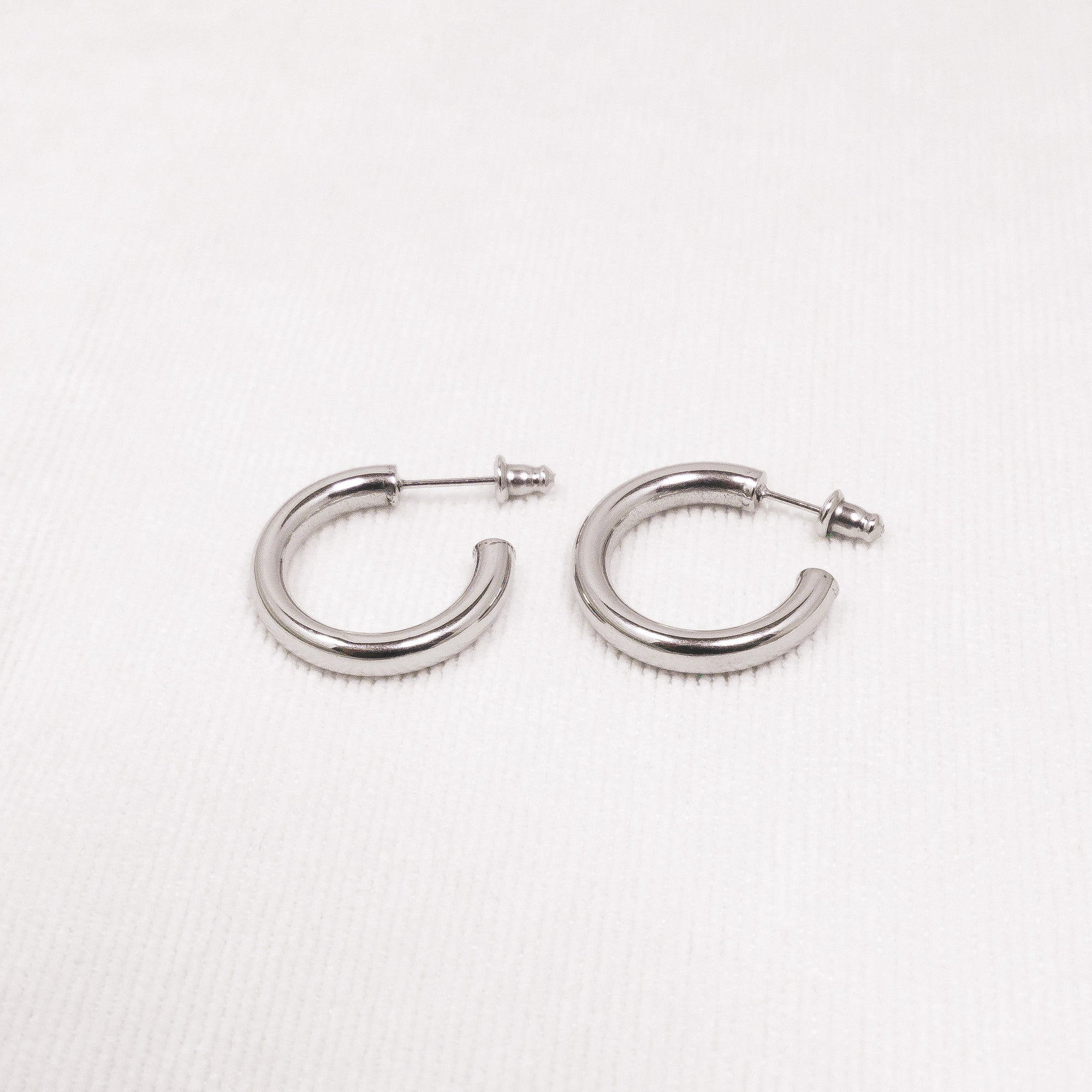 Basic Hoops Earrings Silver